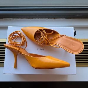 Brand New BY FAR Jen Sunflower Gloss Grained Leather Slingbacks